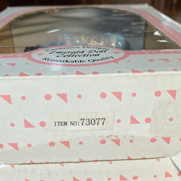 NWOT EMERALD DOLL COLLECTION APROX 8 INCH BLOND DOLL ON ROCKING HORSE - Picture 5 of 8